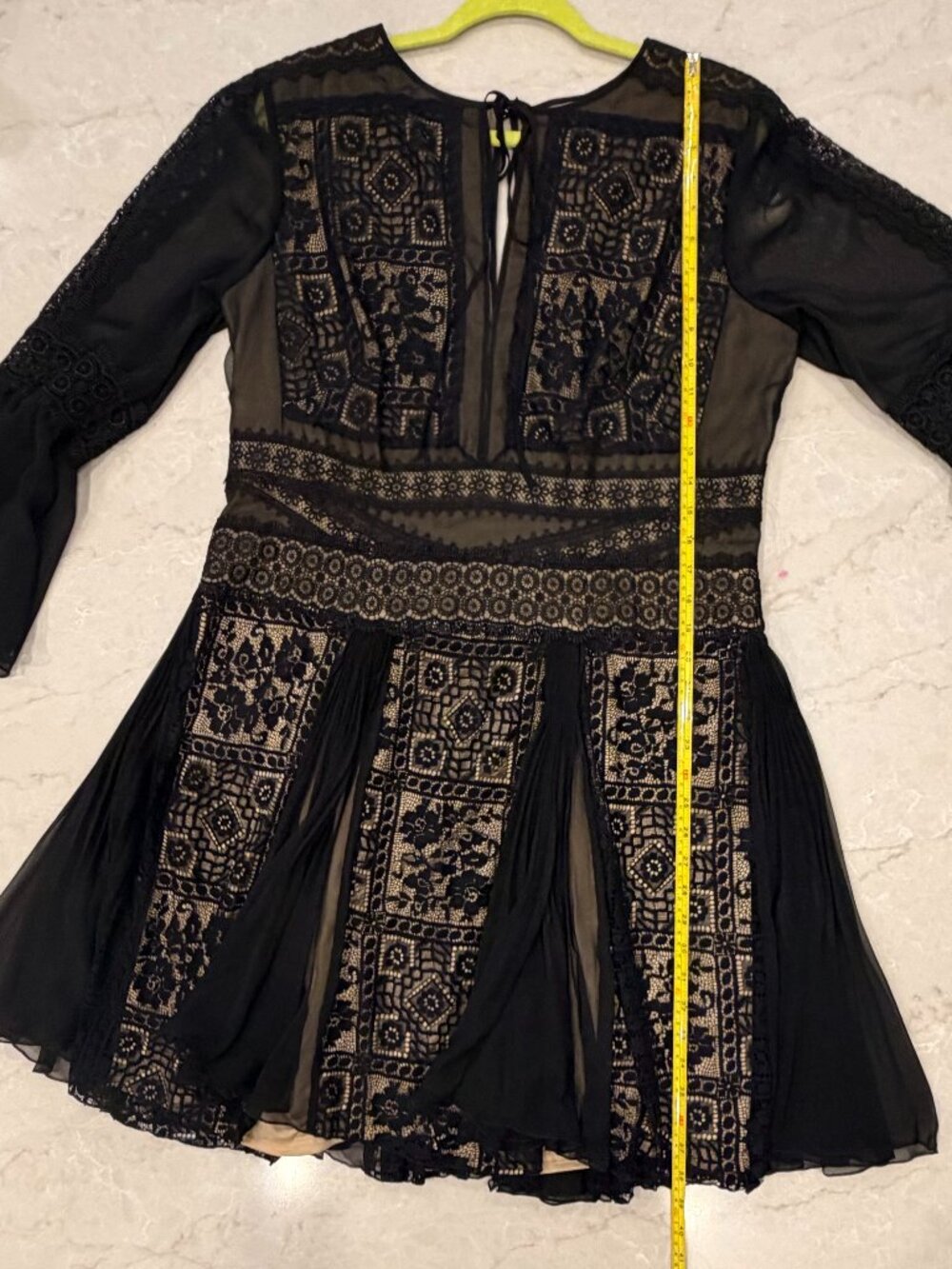 Tadashi Shoji "Millie" Parisian Evening Lace Mini - Picture 7 of 13